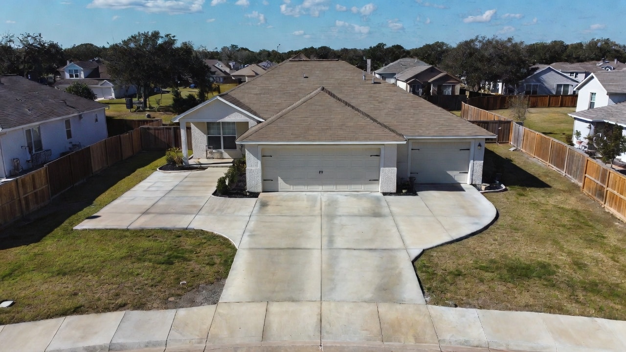 Houston Driveway Cleaning Service